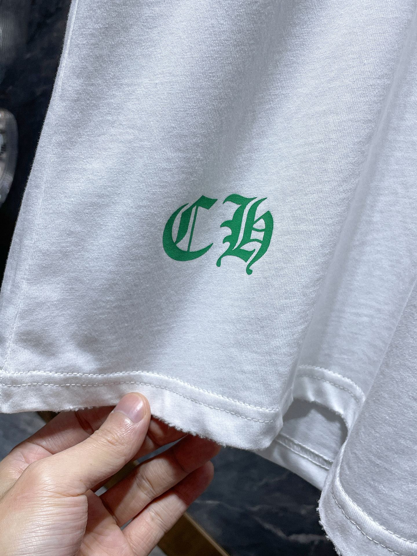 Embroidered Floral Horseshoe White T-Shirt™