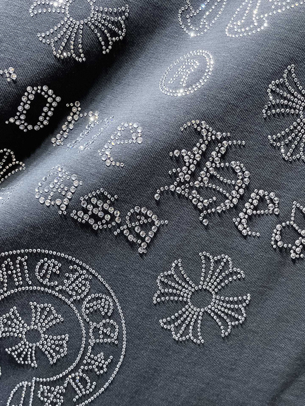 Crystal Cross Logo Grey T-Shirt™