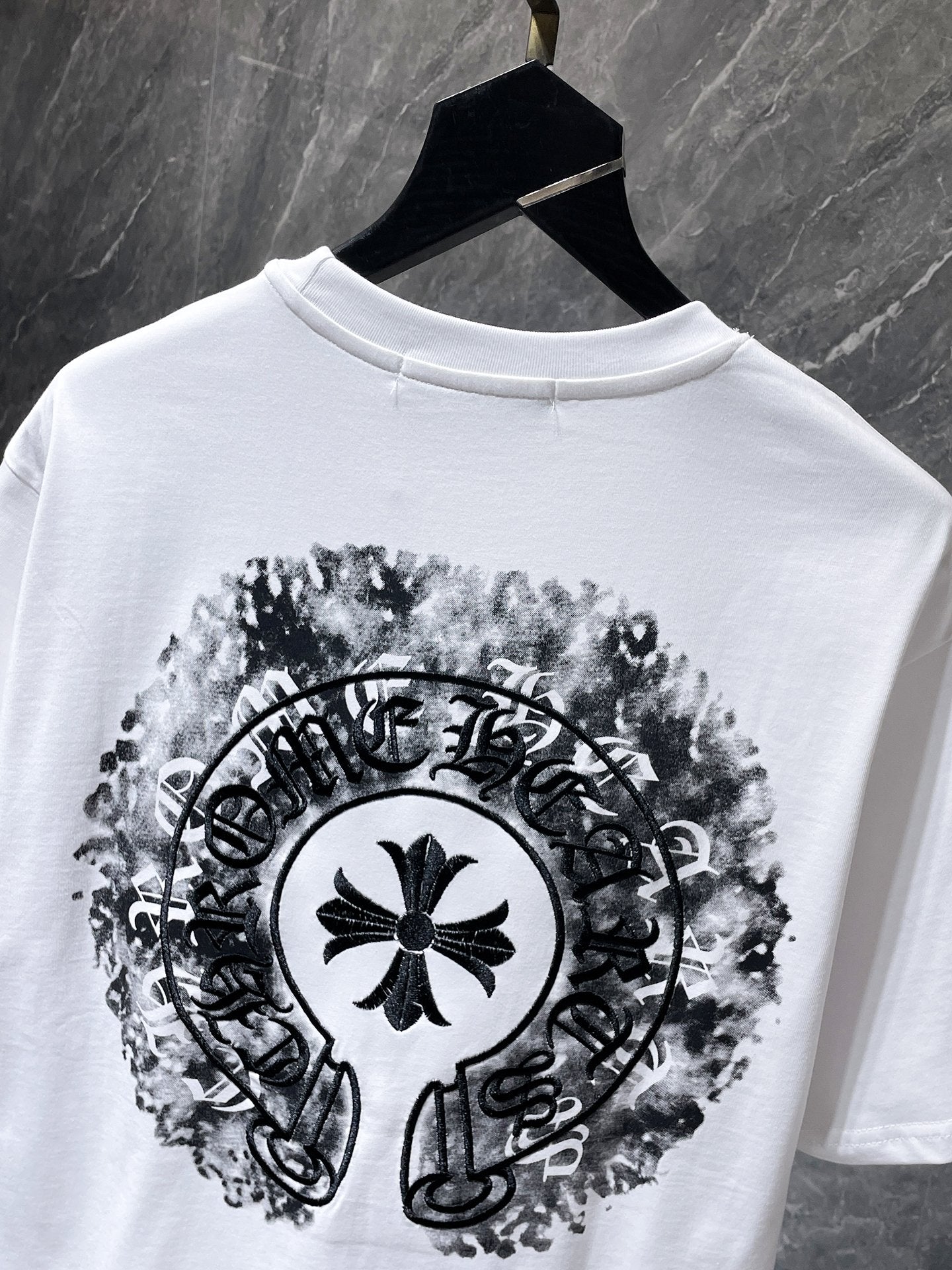 Black Spray Horseshoe White T-Shirt™