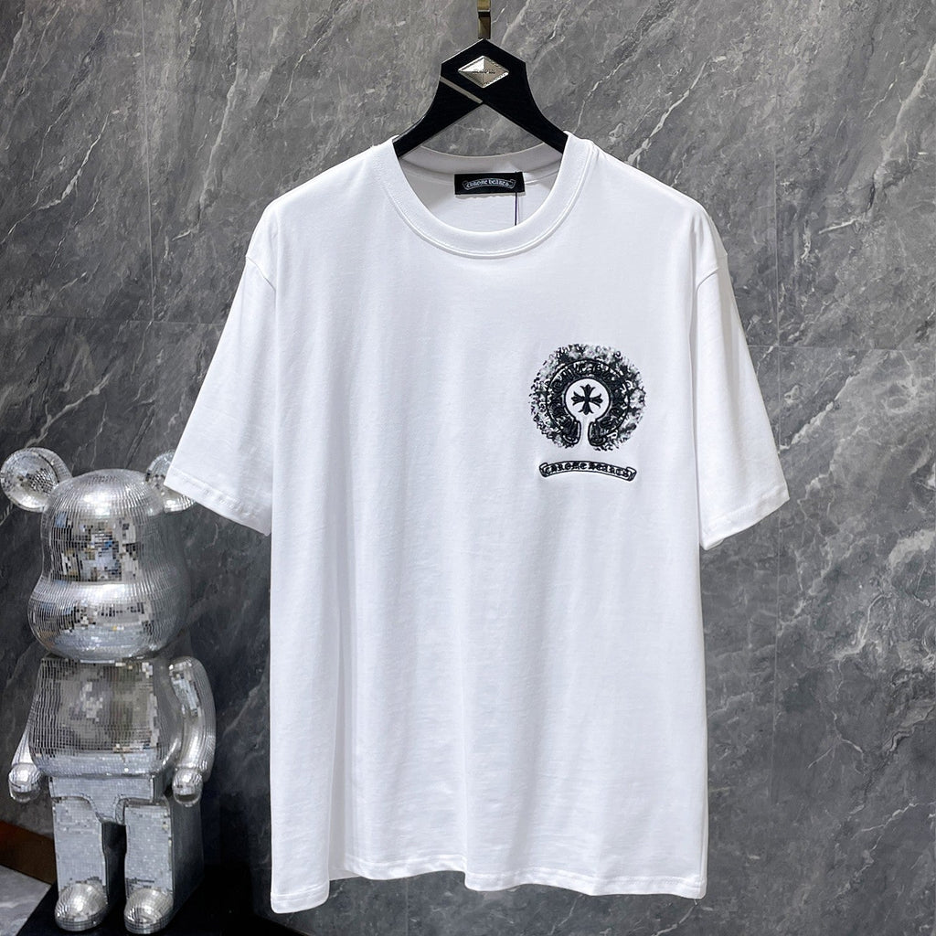Black Spray Horseshoe White T-Shirt™