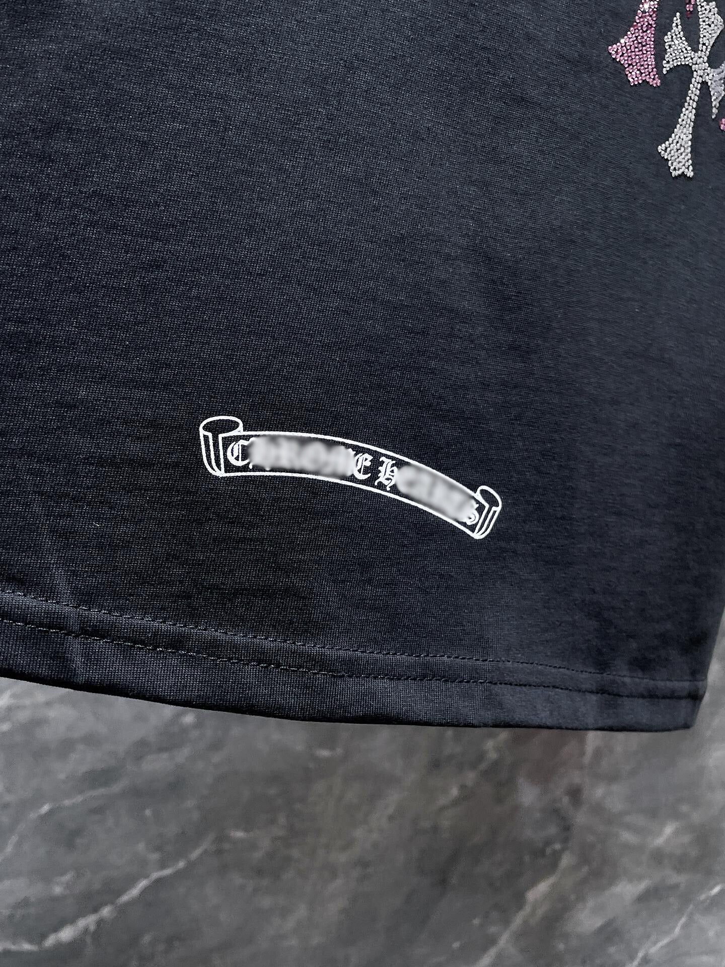 Rhinestone Cross Graphic Black T-Shirt™