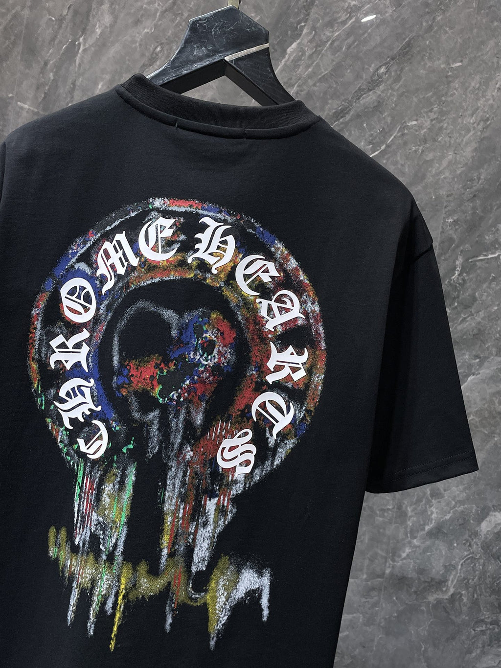 Paint Smear Horseshoe Black T-Shirt™