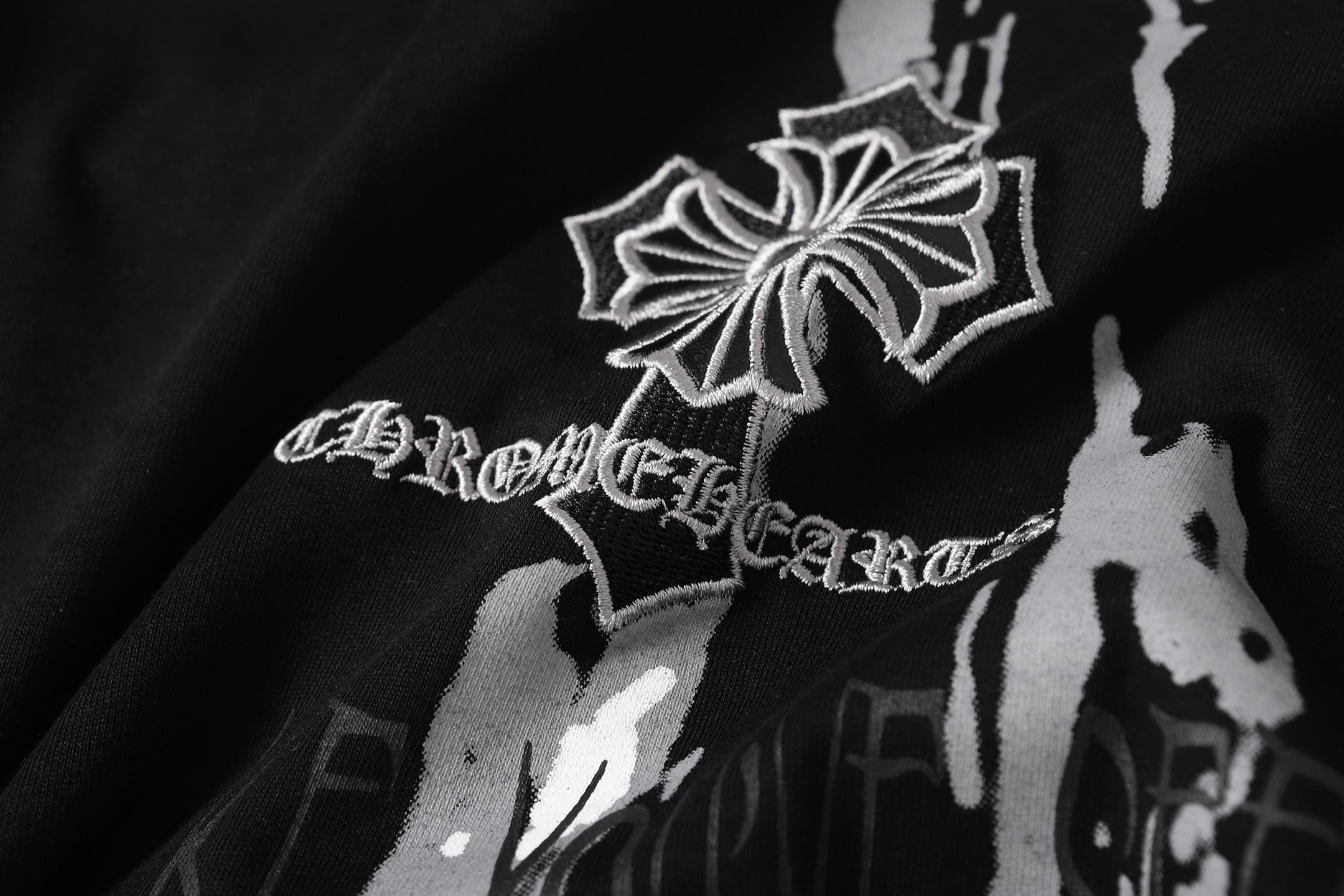 Painted Triple Cross Graphic Black T-Shirt™