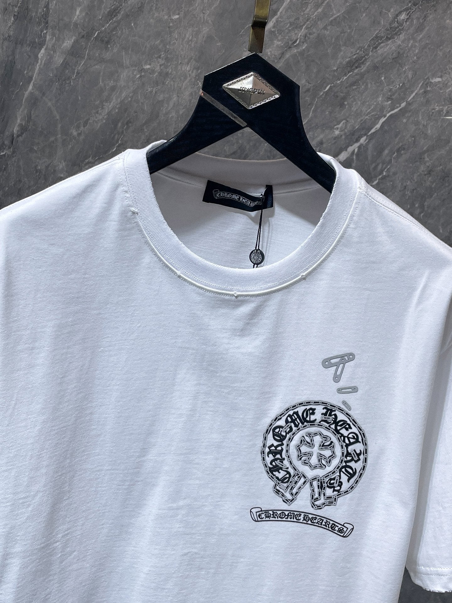 Chain Link Horseshoe White T-Shirt™