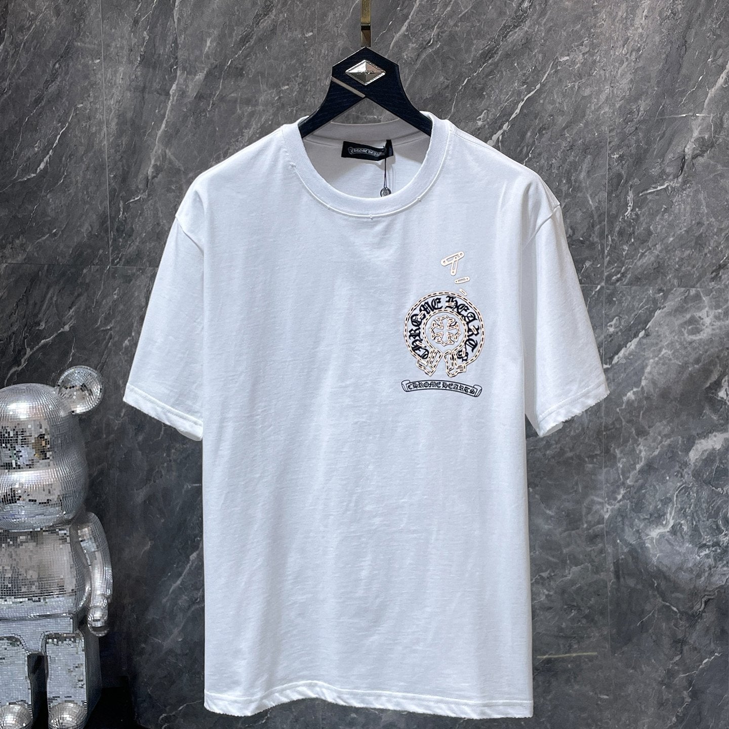 Chain Link Horseshoe White T-Shirt™