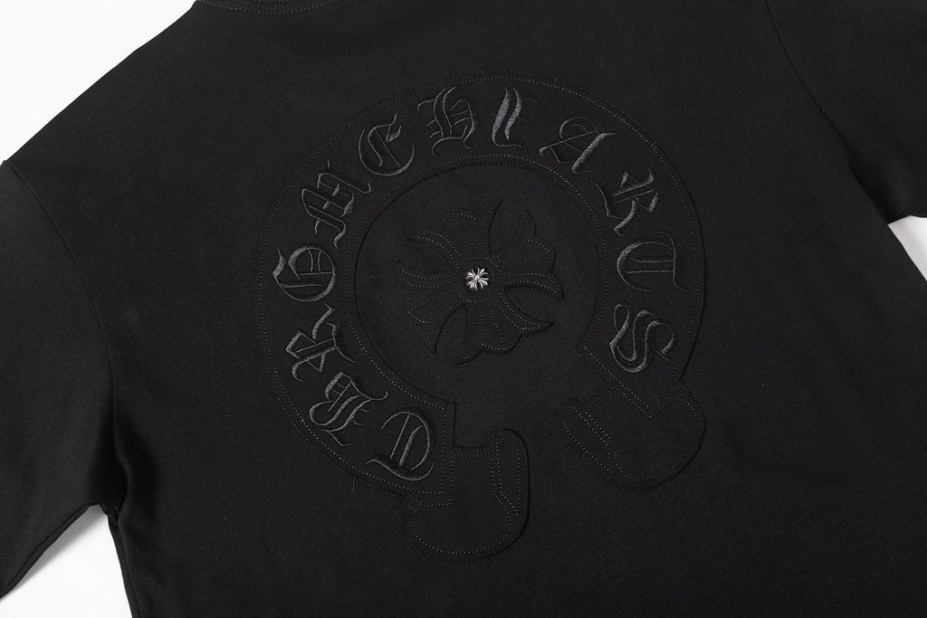 Tonal Horseshoe Black T-Shirt™