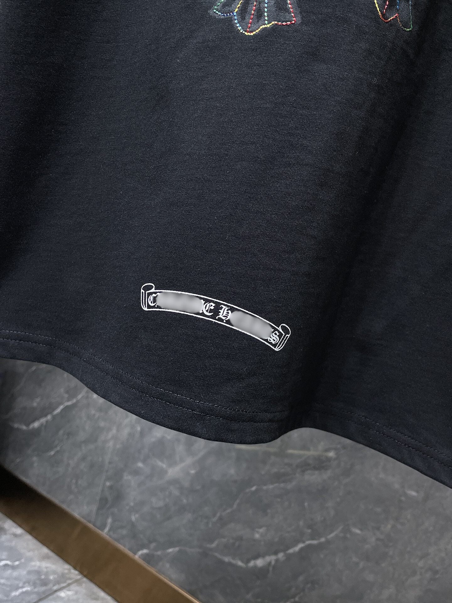 Multicolor Cross Cluster Black T-Shirt™
