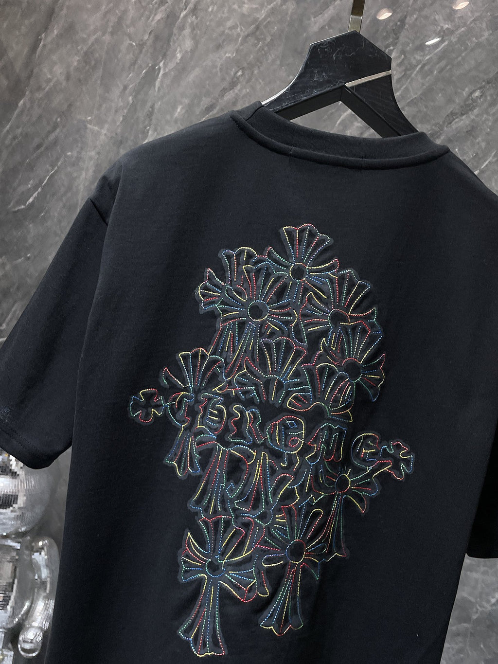 Multicolor Cross Cluster Black T-Shirt™