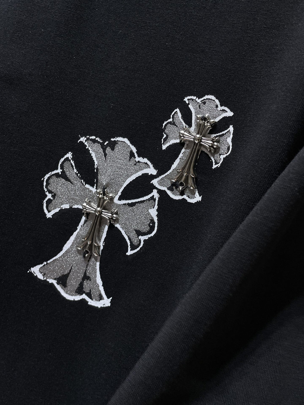 Silver Cross Swirl Black T-Shirt™