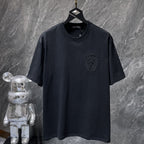 Textured Horseshoe Black T-Shirt™