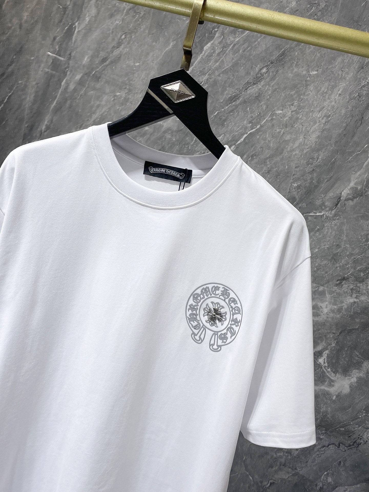 Horseshoe Logo Studded White T-Shirt™