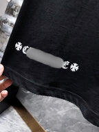 Cross Charm Spray Print Horseshoe Black T-Shirt™