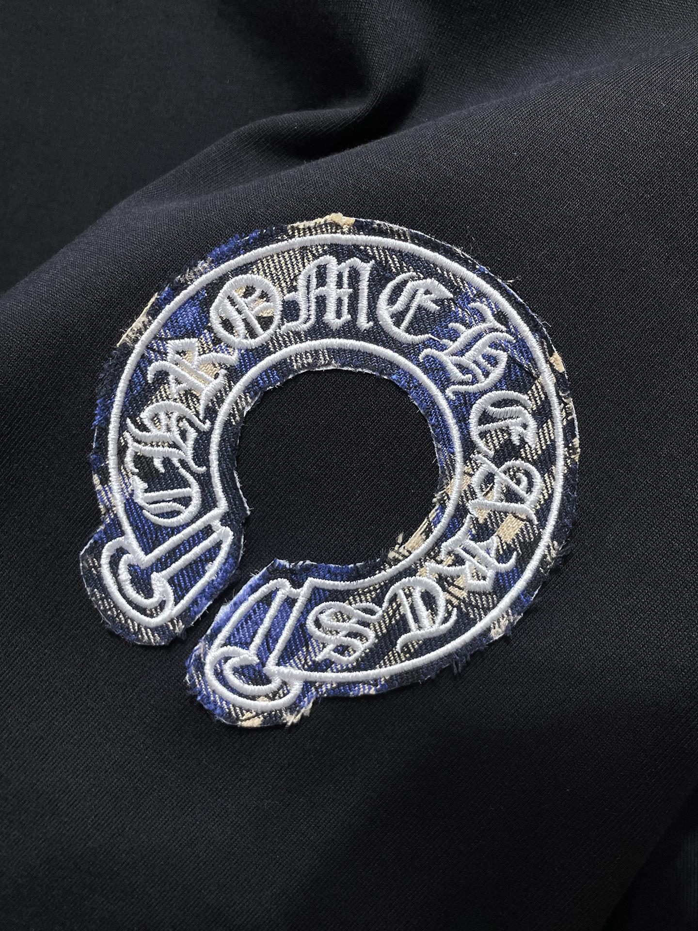 Blue Plaid Horseshoe Black T-Shirt™