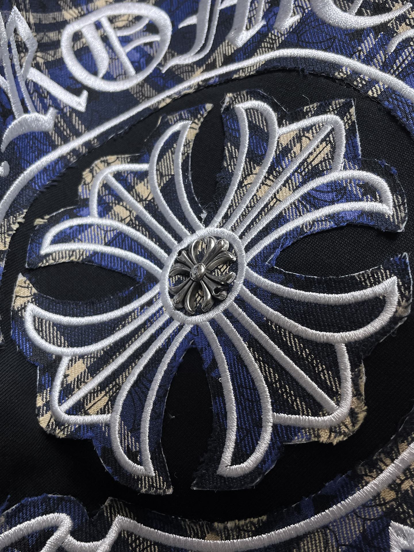 Blue Plaid Horseshoe Black T-Shirt™