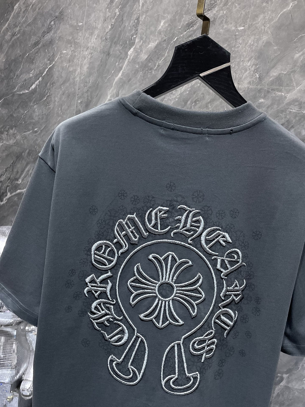 Monochrome Horseshoe Logo Grey T-Shirt™