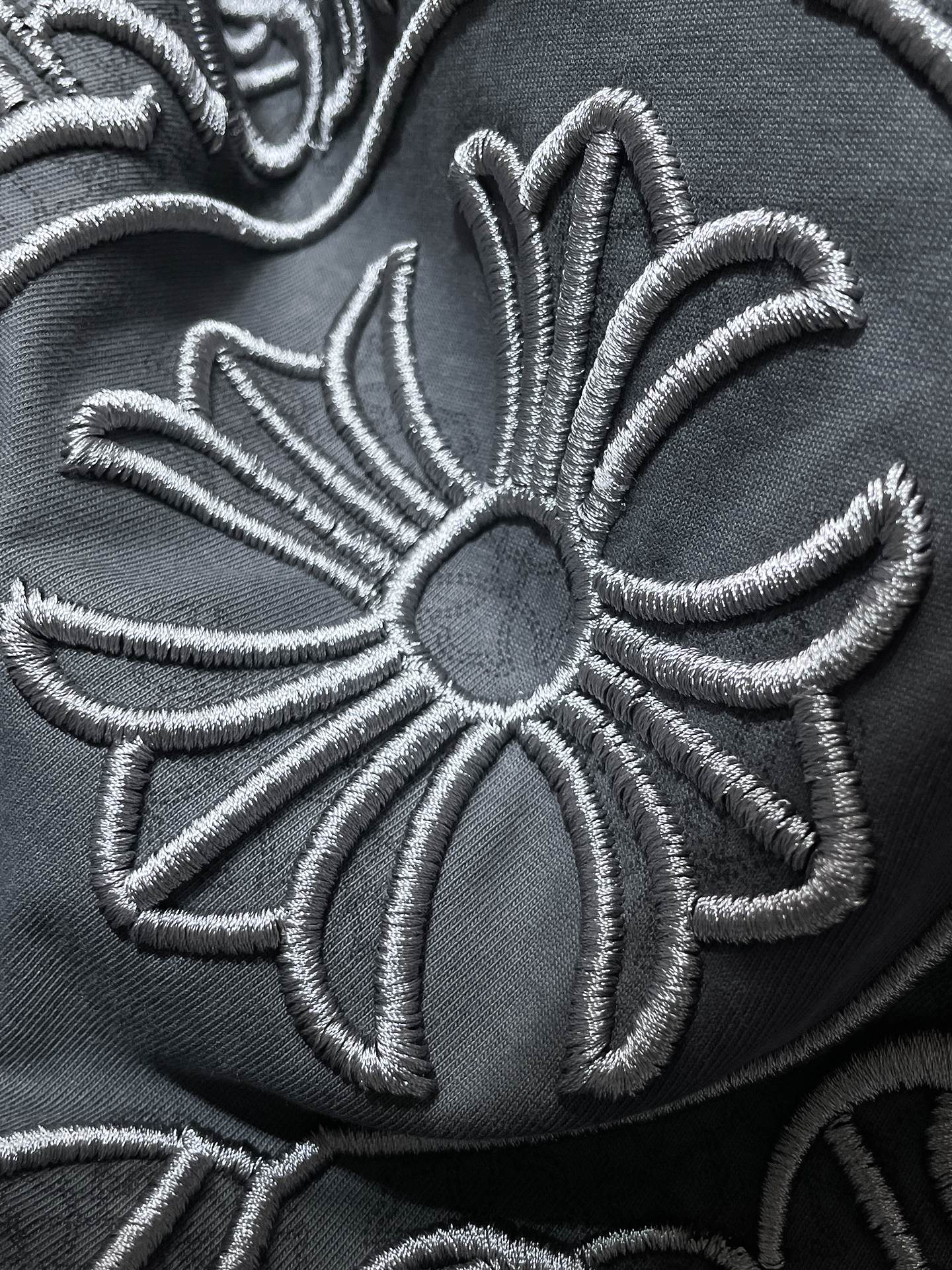 Monochrome Horseshoe Logo Grey T-Shirt™