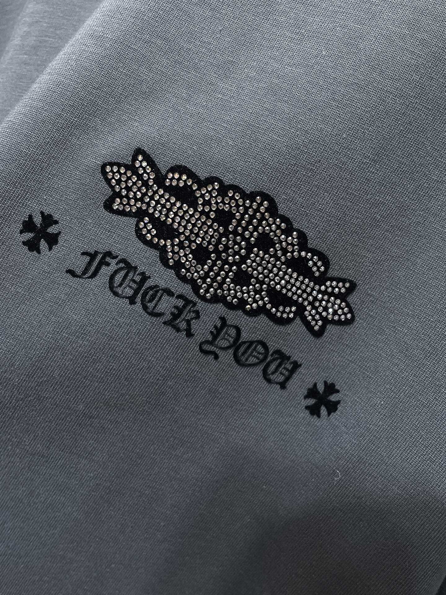 Rhinestone Script Logo Grey T-Shirt™