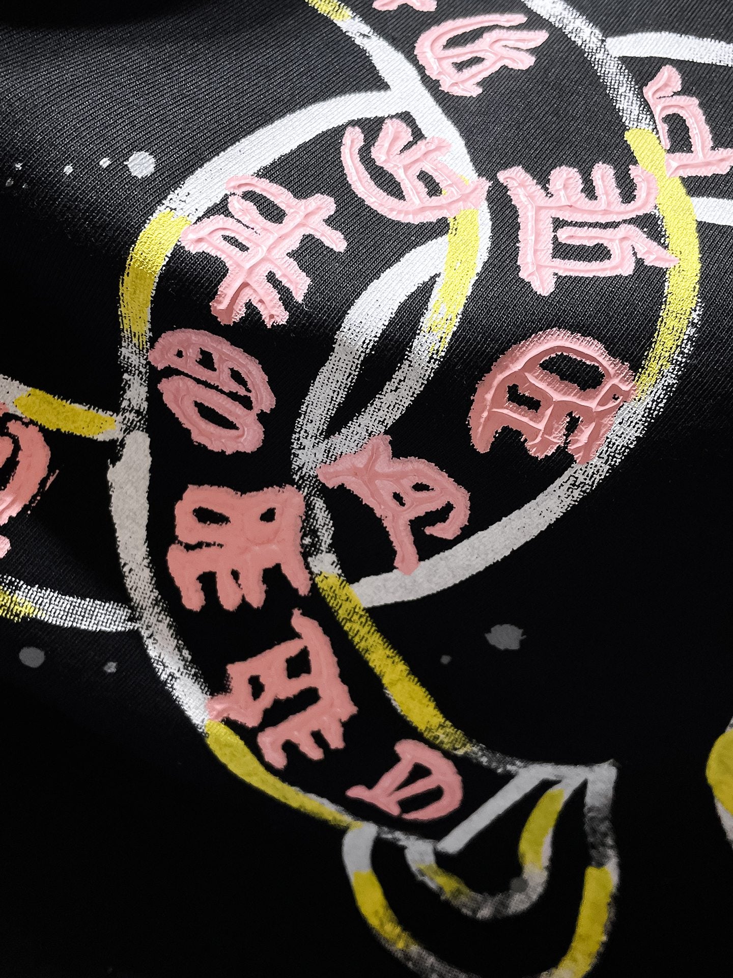 Pink Double Horseshoe Black T-Shirt™