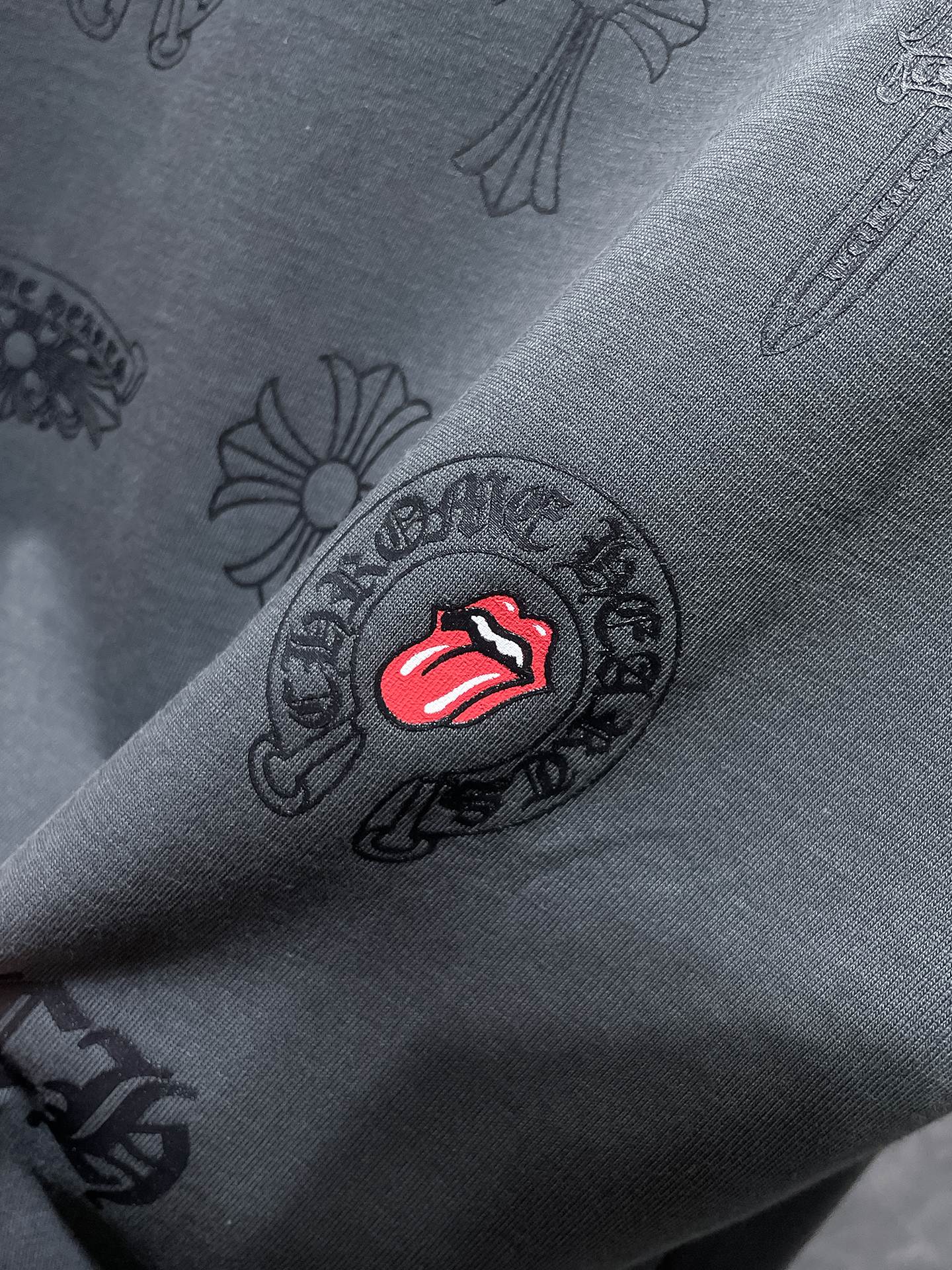 Multi Graphic Grey T-Shirt™