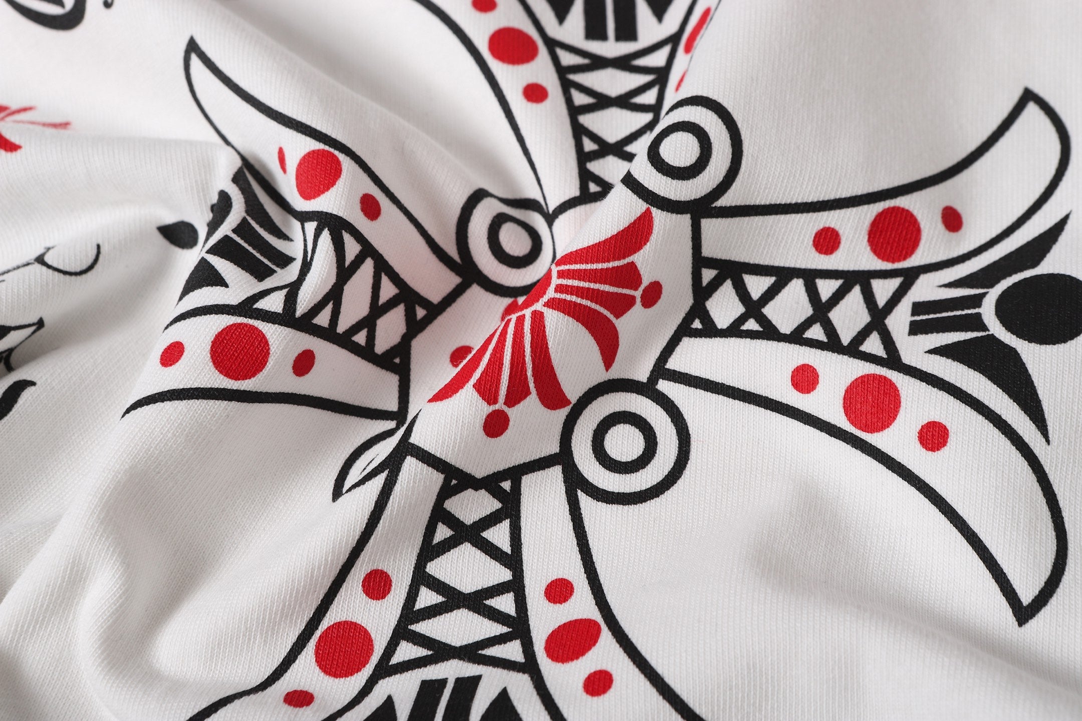 Red Ornate Cross Black T-Shirt™