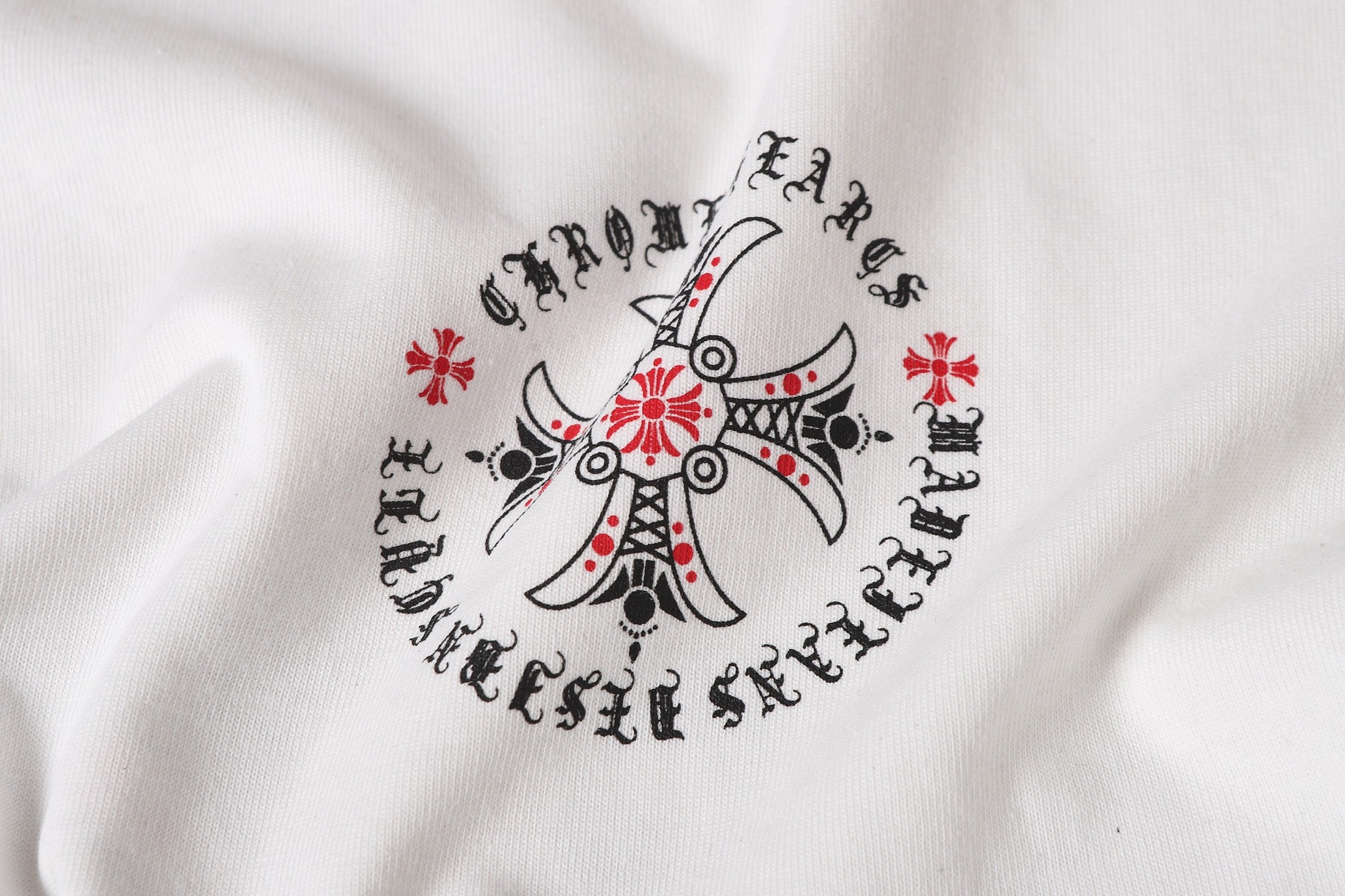 Red Ornate Cross Black T-Shirt™