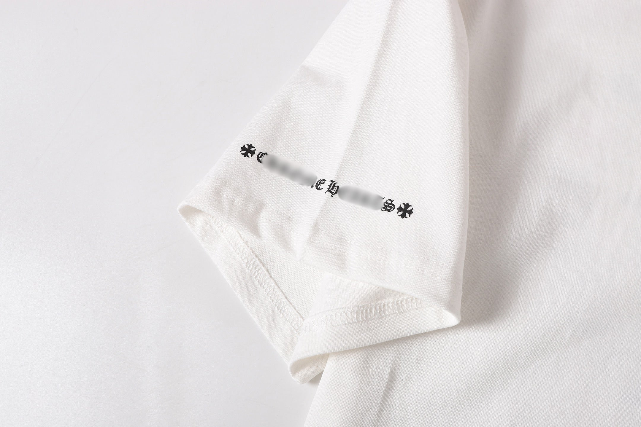 Red Ornate Cross Black T-Shirt™
