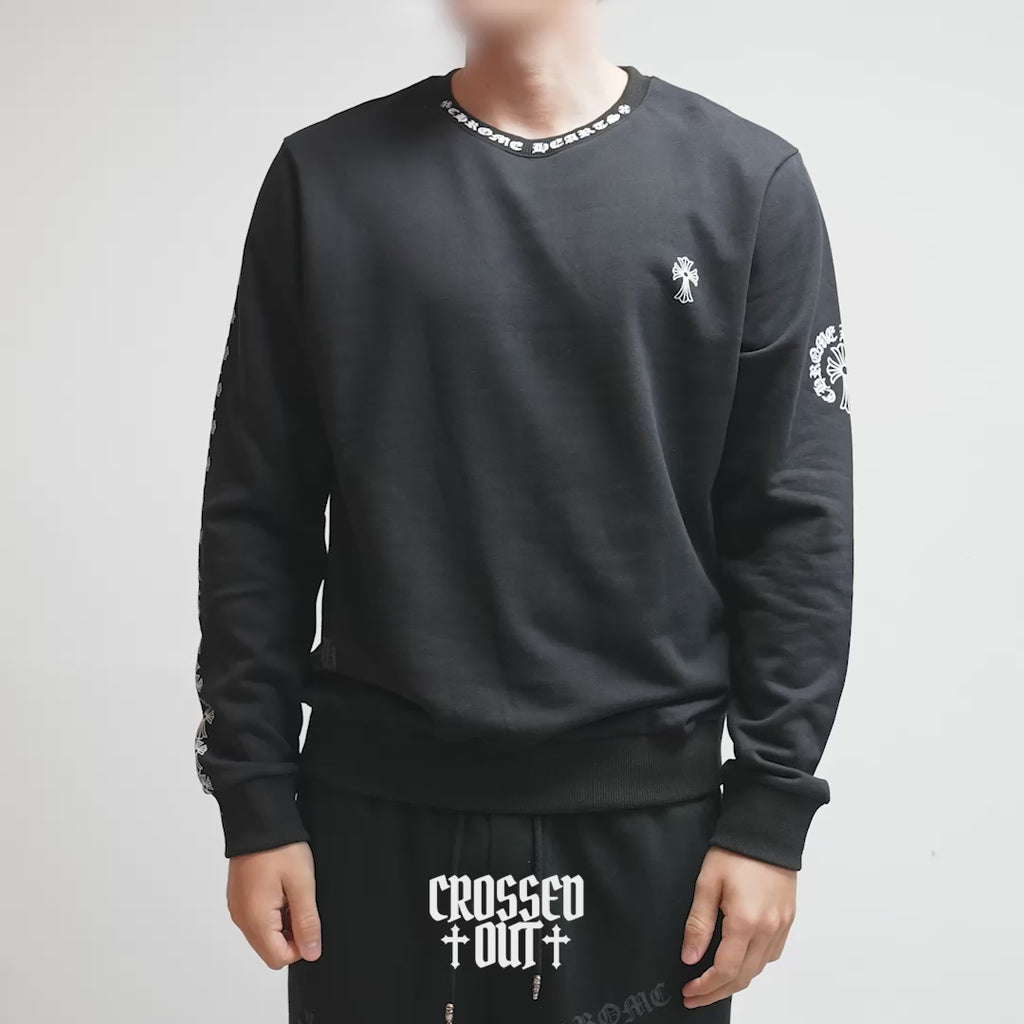 Typography Collar Black Sweatshirt™