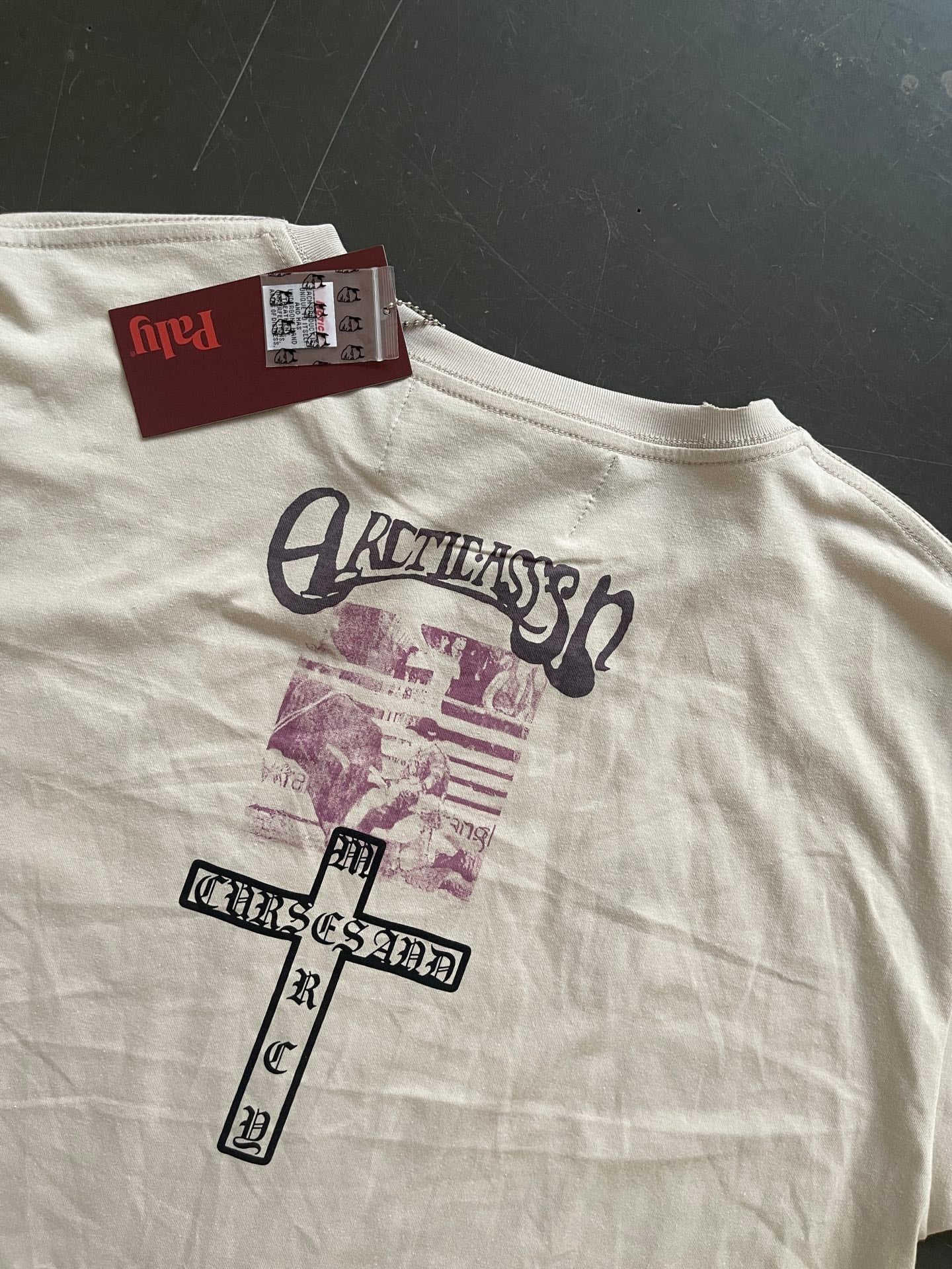 Paly Hllywd Legends Vintage White Tee™