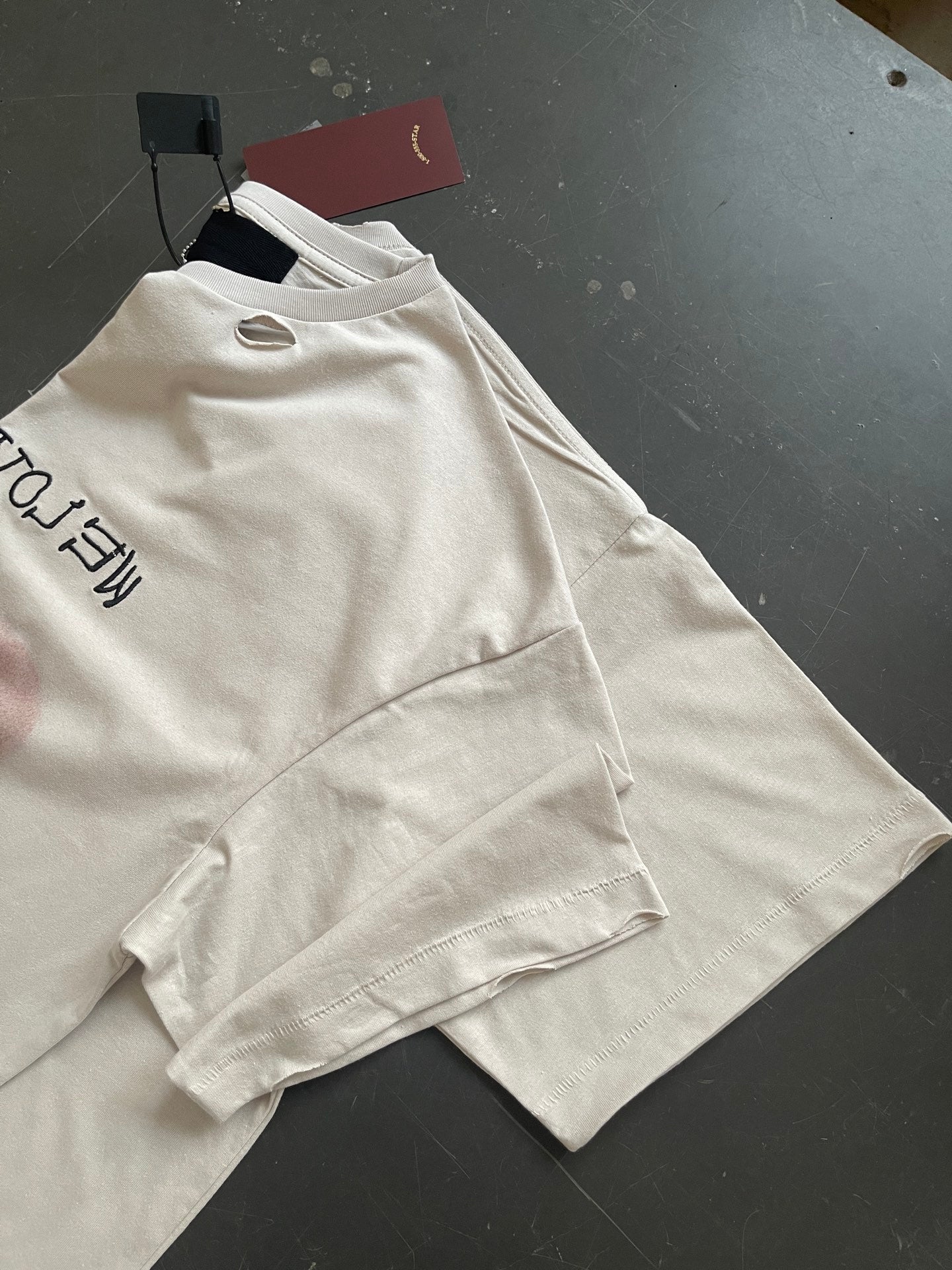 Paly Hllywd Legends Vintage White Tee™