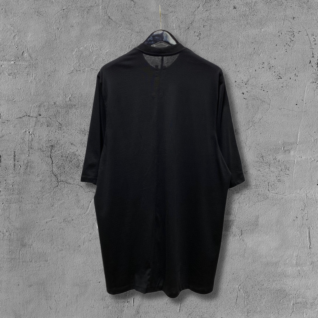 R.O Pentagram Logo Black T-Shirt™