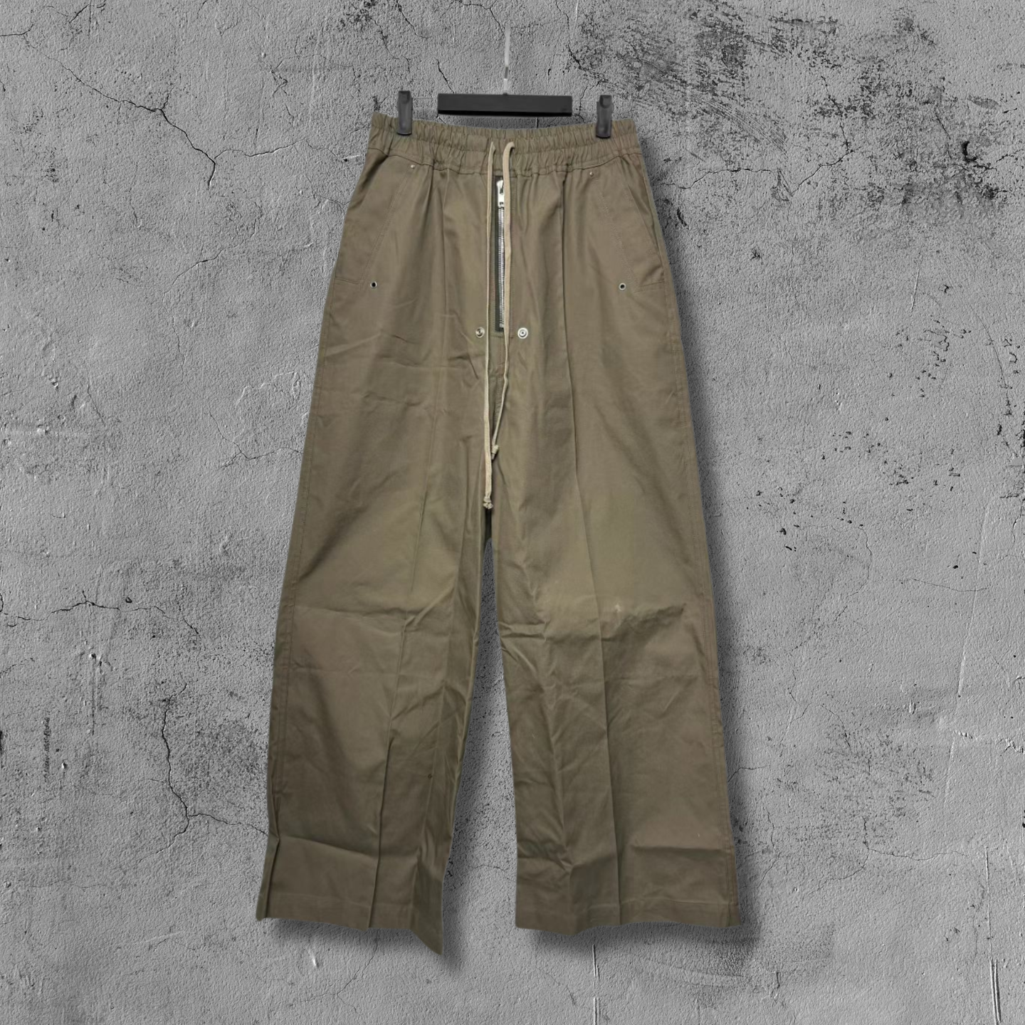 R.O Drawstring Sage Trousers™